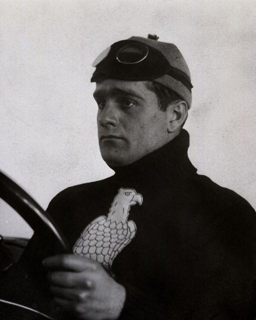BVelma93082's tweet image. 113 years ago today, Lewis Strang passed away from injuries suffered in a crash in Wisconsin. started 1st in the Inaugural Indianapolis 500 in 1911.
Strang is the 1st driver to die that raced in the Indianapolis 500.
#LightningStrikes #OreoSpaceDunkXWi