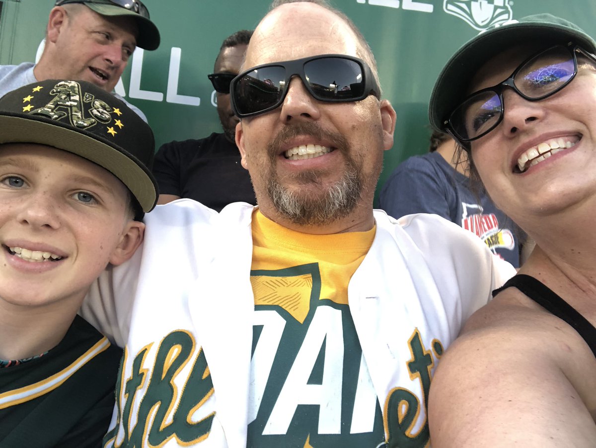 WkndChef925's tweet image. Happy Birthday at the A’s game babe ❤️ #atthecoliseum #diamondlevel