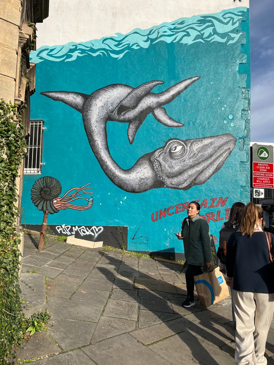 KPathwaysIndia's tweet photo. Where concrete becomes a canvas, and the streets come alive with colour. Bristol's walls tell the most colourful stories. 🧱✨

#Bristol #GraffitiLove #StreetArt #UK #StudyInUK #StudyAbroad #StudyOverseas https://t.co/uvTJQEohwP