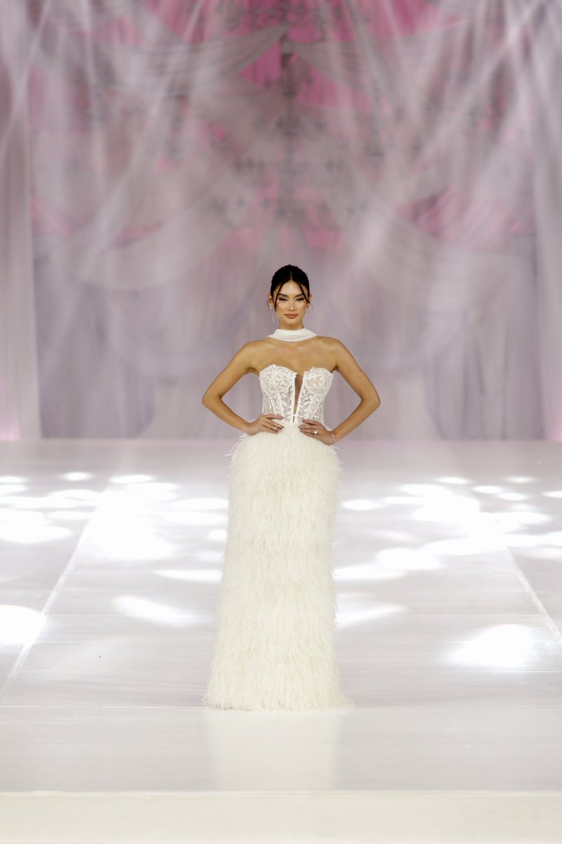 PiaWurtzbach's tweet photo. I said yes 😉 to walking for @bessiebesana at #MarryMeAtMarriott ❤️

It was nice to be a bride again…it made me reminisce my own wedding day when I walked down the aisle in North Island, also wearing a Bessie Besana gown. ✨ https://t.co/JMe3GGtAyj
