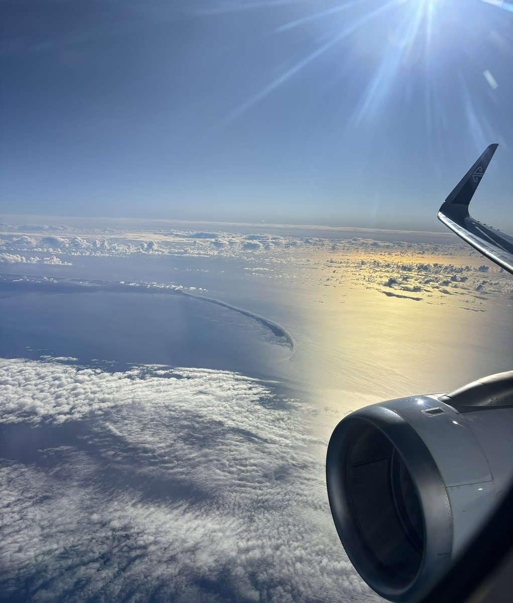 Gorgeous view of Farewell Spit. Just love flying around New Zealand 💜💜💜 #AIRNZSHAREME