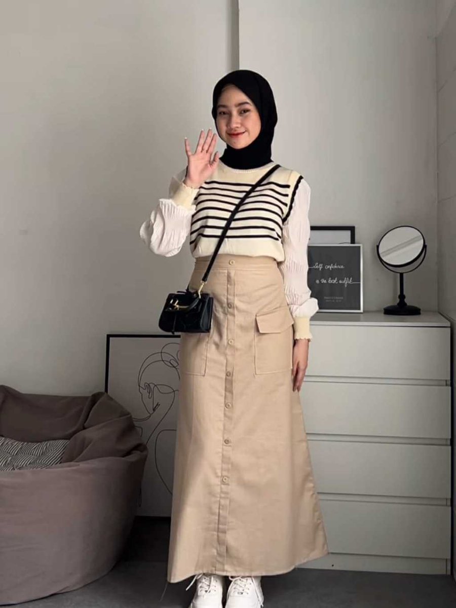 pinkytasya_'s tweet image. Yang lagi bingung cari outfit kalian harus liat toko yang satu iniii 😭🫵🏻