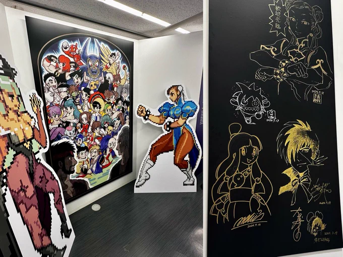 「 CAPCOM VS. 手塚治虫キャラクターズ-テヅカプファイティングユニバース2-」 本日スタートしました!  貴重な原画や原稿、資料、各先生の美麗な描き下ろしアートがたくさん並んでいます。 新作旧作グッズや入場特典もありますので是非!   2024/7/20(土)～11/24(日) 