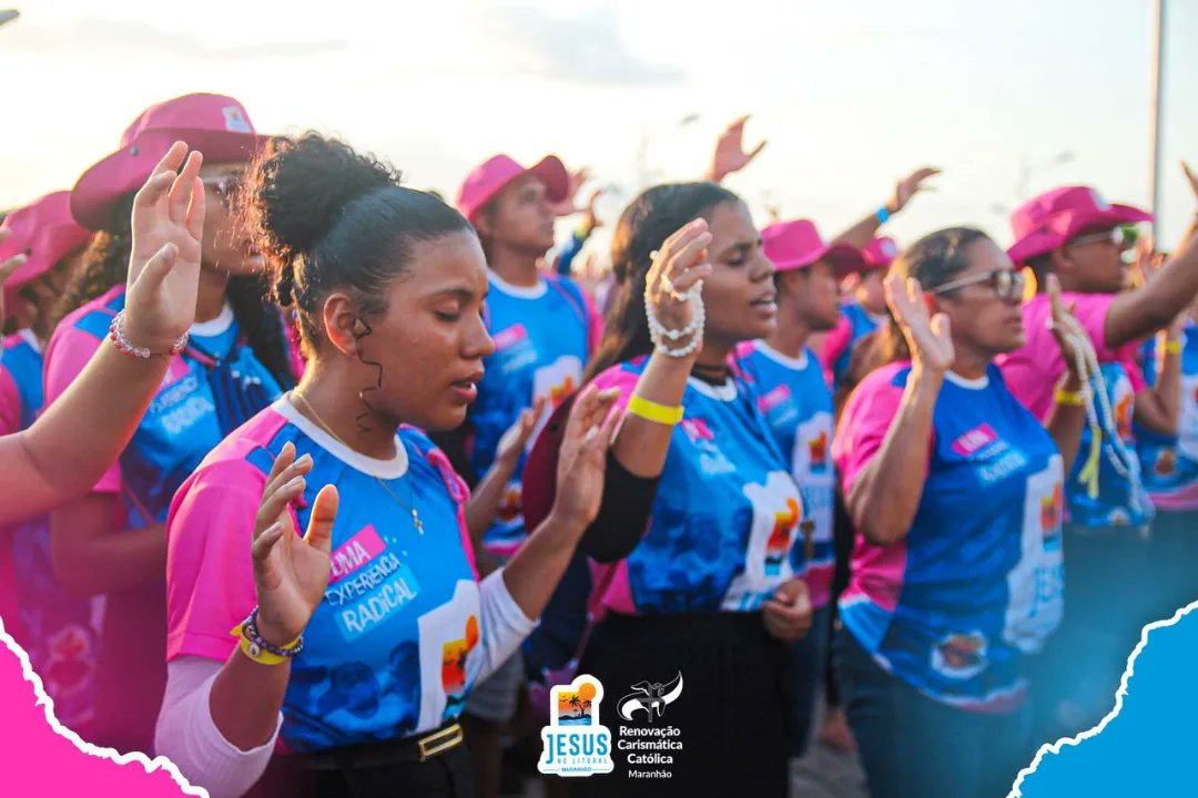 rccma's tweet photo. E tá bonito, tá legal,
Isso é Jesus no Litoral! 🎶🩷💙

Seguindo a programação, a missão na tarde desta sexta-feira foi Espigão Ponta D'Areia. 
Tivemos Grupo de Oração, querigma e muuuita animação. 

#Rccmaranhaooficial #jesusnolitoralrccma
#JNL2024 #Rccbrasil 
#IgrejaCatolica https://t.co/K2MrlDiKYe
