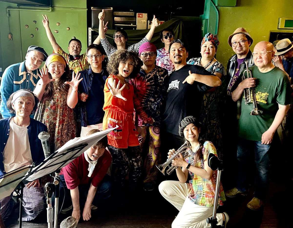 uchugohan28's tweet photo. 暑い夏には熱い音楽！踊りに来てください😊😊😊

#Tipunch
四谷三丁目
#contontonvivo ではカリブ海のカクテル、本格的なティポンシュも飲むことができます（夏にピッタリ、甘酸っぱくて美味しいですが強いので踊る人は要注意😱） https://t.co/F3BA1CJ1zk