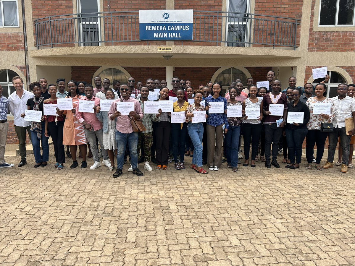 Jacob Pendergrast (@apothecaryman) on Twitter photo For the first time ever, the entire graduating medical class of <a href="/Uni_Rwanda/">University of Rwanda</a> has completed the intensive Transfusion Medicine curriculum, covering best practices in the use of blood components and the management of massive hemorrhaging patients. For the first time ever, the entire graduating medical class of <a href="/Uni_Rwanda/">University of Rwanda</a> has completed the intensive Transfusion Medicine curriculum, covering best practices in the use of blood components and the management of massive hemorrhaging patients.