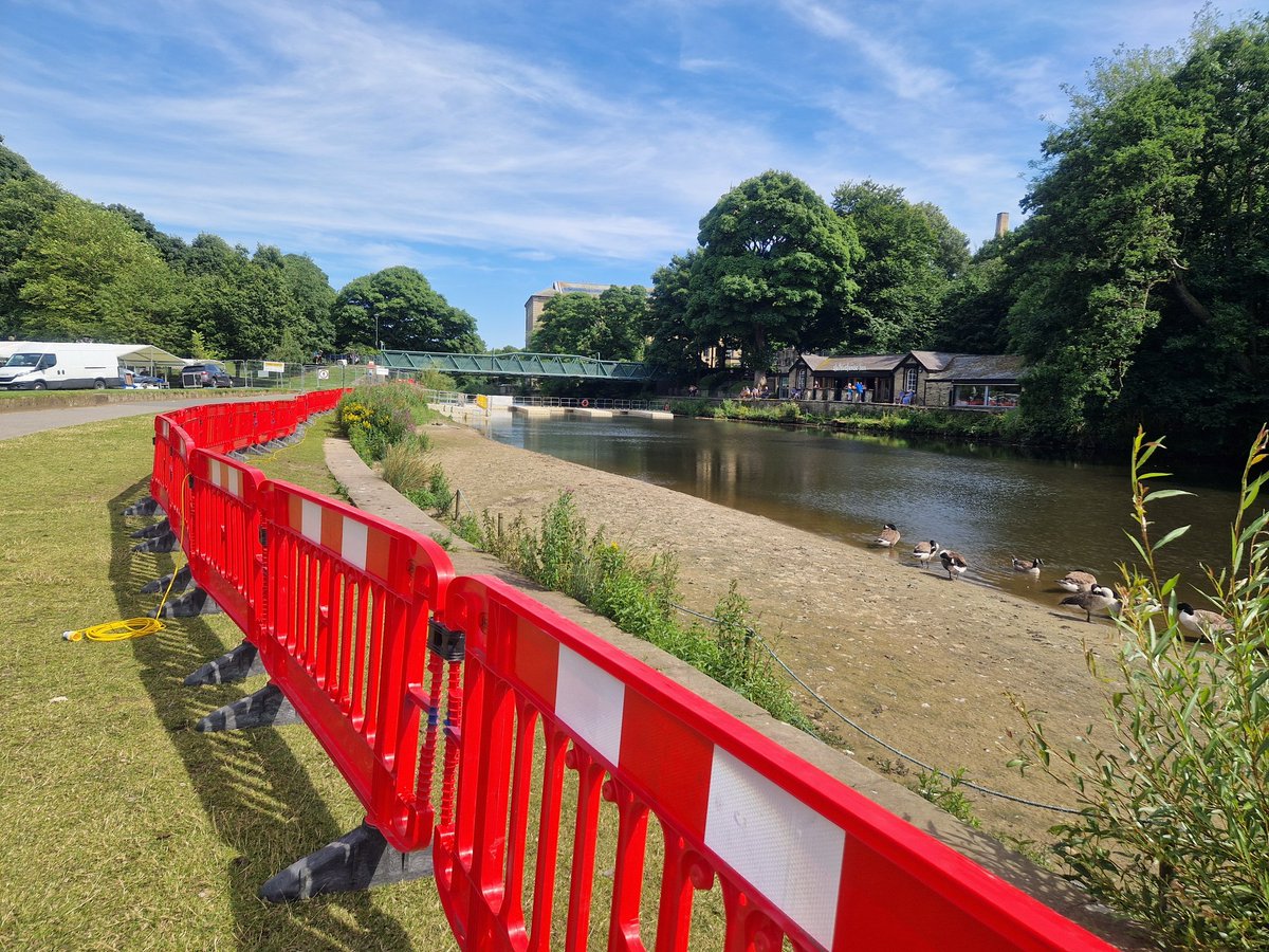 Angela4Royds's tweet photo. Festival ready - are you?  @DragonBoatsBrad https://t.co/51NeDriLmH
