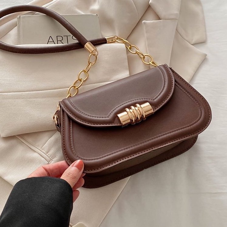 rayoffsunshinee's tweet photo. tas warna warna brown gini cantik bgt keliatan vintage elegan kalau dipake🥺🤎 https://t.co/eCT5sDczKk