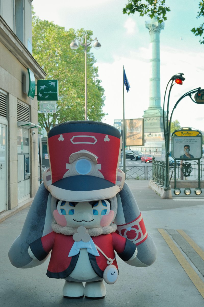 honkaistarrail's tweet photo. Pom-Pom has appeared in Paris! 

Trailblazers, Pom-Pom heard something big might be happening. Pom-Pom will scout the way first!

#PomPomInParis #HonkaiStarRail https://t.co/Kce6rpEgOt