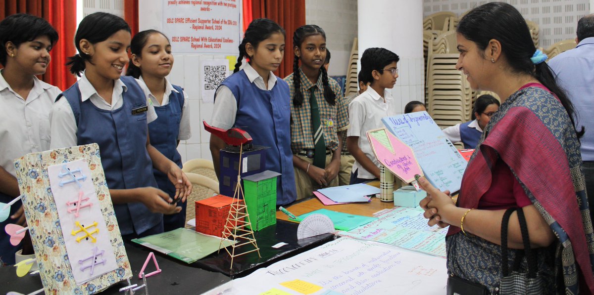 subodh_jaipur's tweet image. THE SCIENCE SPECTRUM # DAY 2 ANNUAL MODEL COMPETITION
Subodhites @ Rambagh branch unlocked the secrets and mysteries of Science and Math on Day 2 of Annual Model Science Competition .
#bestcbscschool
#modelsdisplay
#unleashedcreativity
#sciencemath
#inspiringdesigns