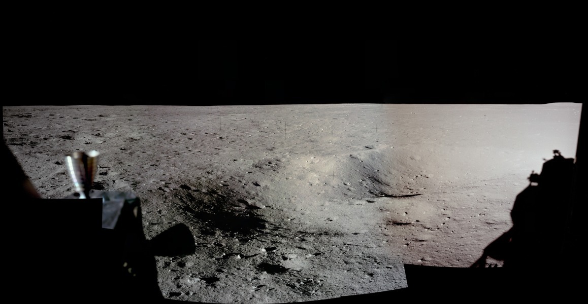 RizerRainbow's tweet photo. Apollo 11 Landing Panorama #space #nasa https://t.co/MX7HkTSO8T