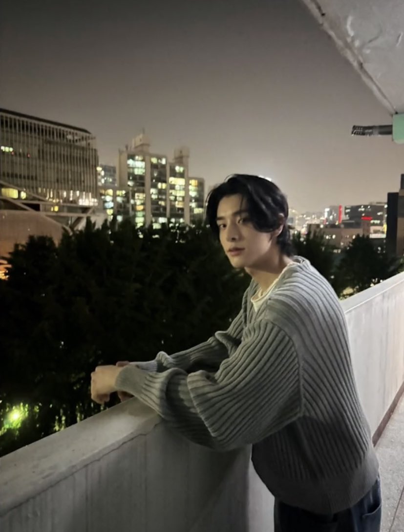 sjydaiIy's tweet photo. boyfriend #JAKE #제이크 https://t.co/g7gjOTy87h