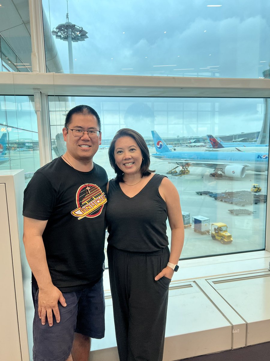 CanuckClay's tweet photo. Next stop: Manila.

🇰🇷➡️🇵🇭

And I just realized that this is the EXACT SAME OUTFIT I wore when we first arrived in Manila two weeks ago. 🤦‍♂️ #GLCPC #neednewclothes https://t.co/PYWLkPSwMf