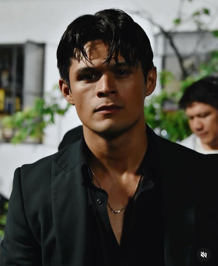 Jon lucas aka..Calvin Magallanes

RURU MADRID
JON LUCAS