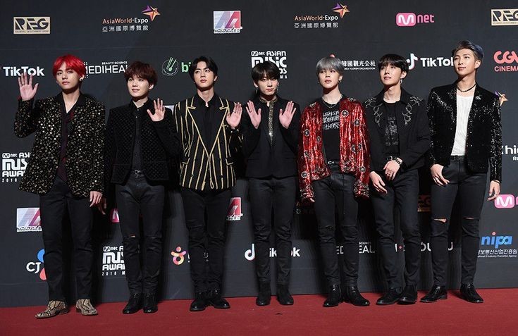 boylletproofs's tweet photo. ใ
ค
ใ
ค
#BULLETPROOF Update.
07/20/2024
#BULLETPROOF already at Casa de Louvre, Paris, France. They will have special performances to enliven The Splendor Gala 2024. OURMYs are you excited? ๐
#TheSplendorGala2024
ใ
ค
ใ
ค https://t.co/KrViDdoHUm