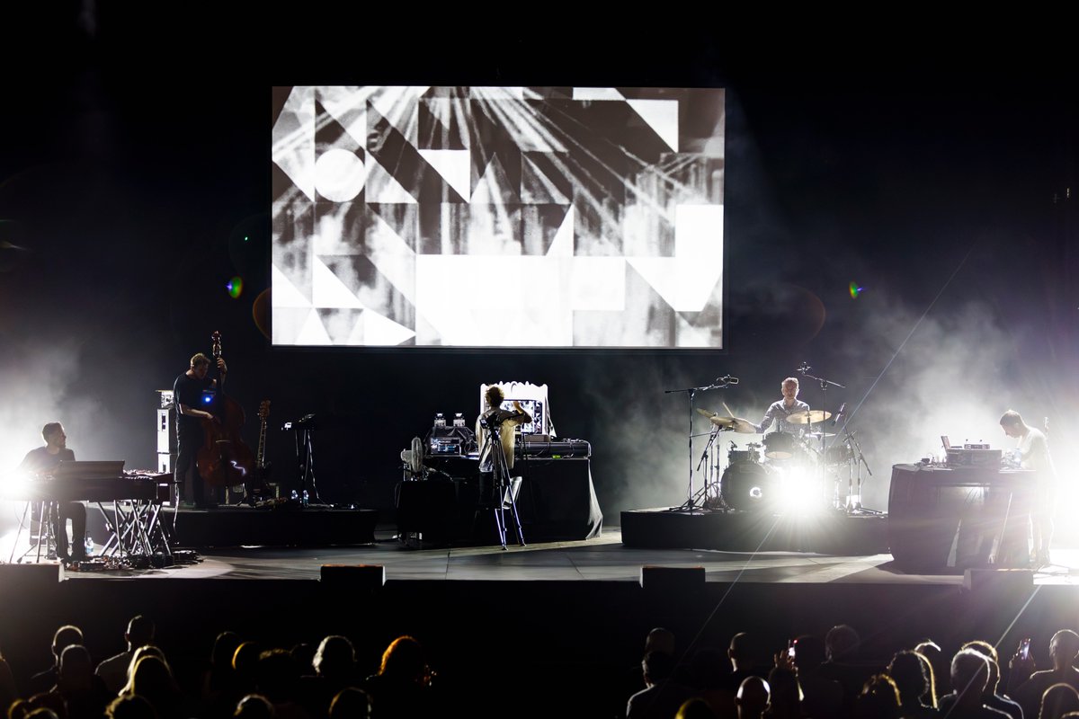 Roma Summer Fest (@romasummerfest) on Twitter photo <a href="/TCO_Official/">Cinematic Orchestra</a> ieri sera spettacolari sul palco del #RSF2024 per il ventesimo anniversario dell’album “Man With A Movie Camera”!❤️🔥
📷 Musacchio/MUSA <a href="/TCO_Official/">Cinematic Orchestra</a> ieri sera spettacolari sul palco del #RSF2024 per il ventesimo anniversario dell’album “Man With A Movie Camera”!❤️🔥
📷 Musacchio/MUSA