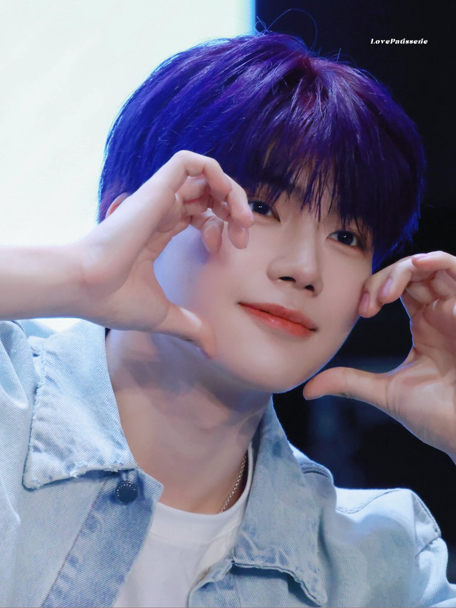 240717 HQ
팬싸

#박건욱 #Parkgunwook #제로베이스원 #ZB1 #Boysplanet #Zerobaseone