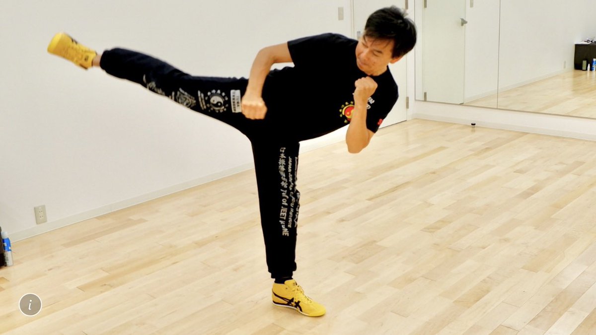 kyoichiyamanaka's tweet photo. 今日7月20日はブルース・リー師祖の命日です。
今日のジークンドークラスでは一分間の黙祷を捧げました。
R.I.P
#ブルースリー #ジークンド #IUMA https://t.co/KC9YeX8WoL