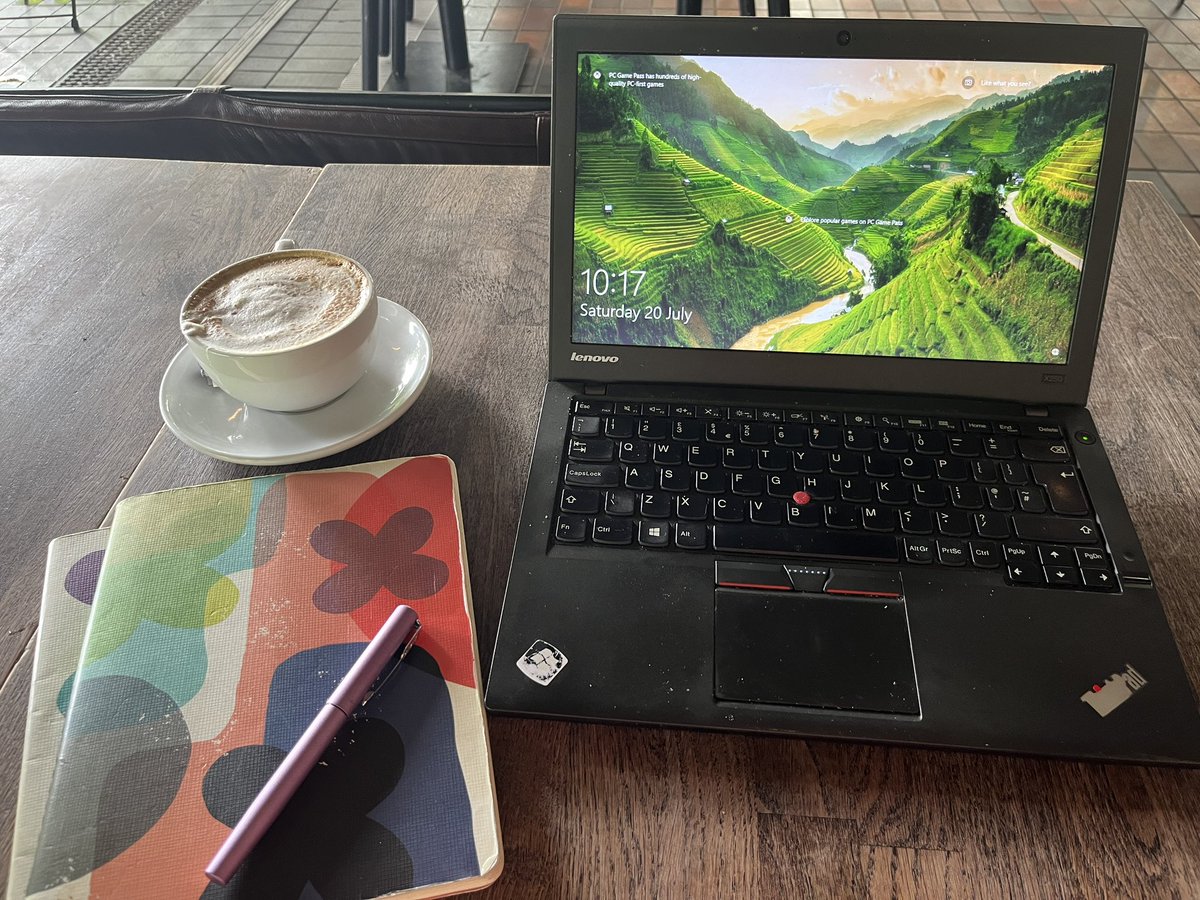 While Maxi is spending the day doing her creative thing with @ThePlayersCon, I get a few hours to try to re-discover mine.