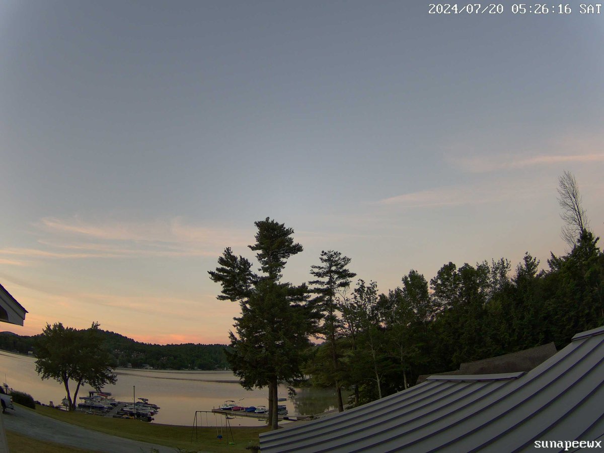 sunapeewx's tweet photo. 20 Jul 2024—Good morning #Sunapee. The sunrise this morning was at 5:26 AM. The forecast high for today is 81ºF #NewHampshire #weather #NHwx https://t.co/w0vCyhYKOG