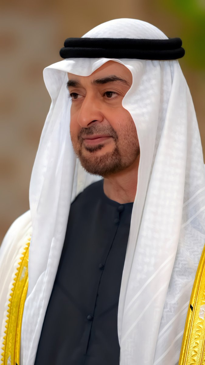 Mohammad_ae's tweet photo. يا نادر بين الخلايـق فريد الجنس 
يا صقر نادر من سلالة بـني ياسي 
.
.
حفظك الله سيدي 🇦🇪
#محمد_بن_زايد https://t.co/ujZTtQz40a