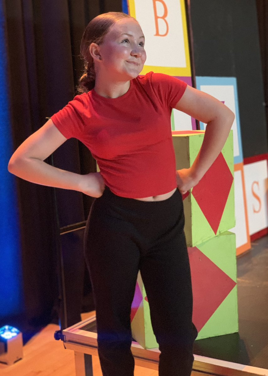 Clare Robinson tweet media