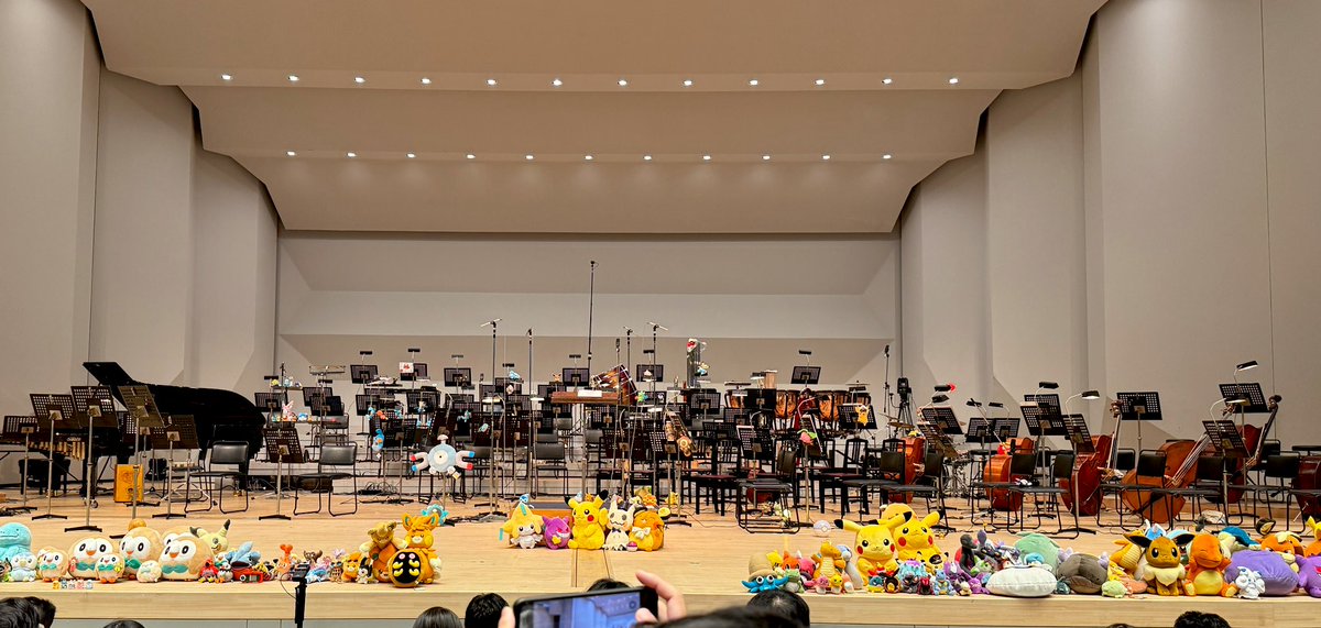 Junichi_Masuda's tweet photo. カントー交響楽団の公演を聞きに来ました！
ポケモン愛がたっぷり詰まった素晴らしい演奏(コスプレ奏者もたくさん！)で、会場との一体感が凄い！第3部まで盛りだくさんでアレンジも最高でした！
「おんがくの　ちからって　すげー！」
@kanto_symphony ありがとうございました！ https://t.co/cV7ZDO6bc0
