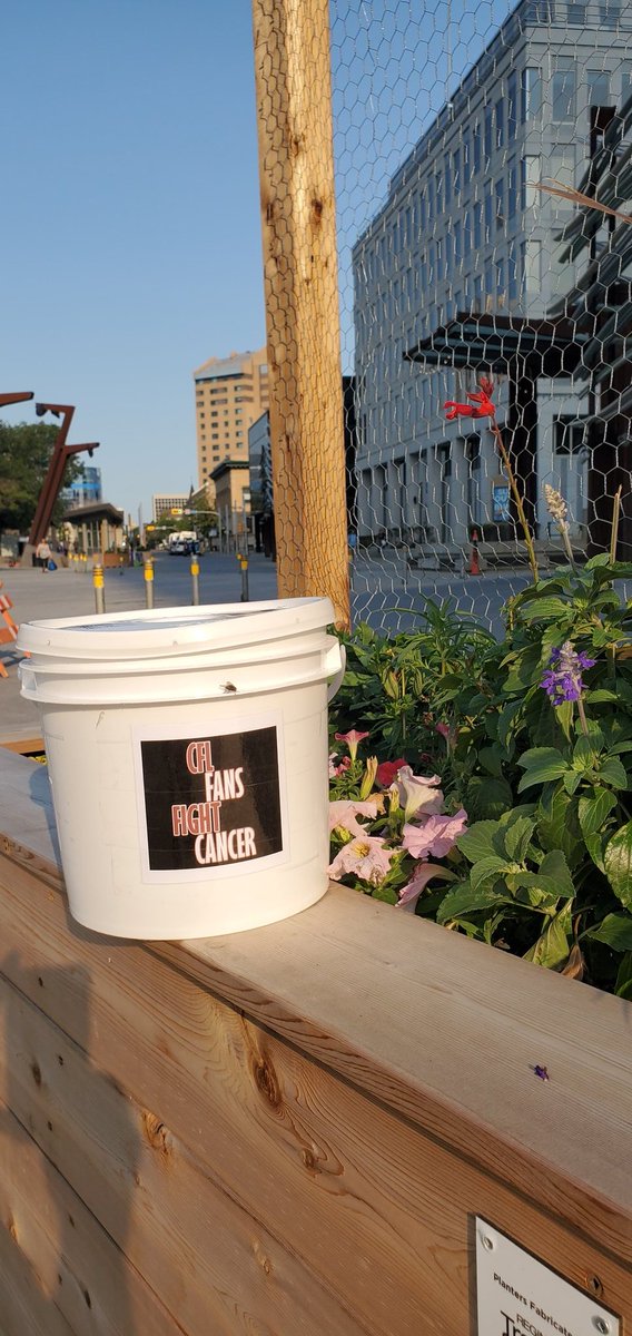 Chris Tymofichuk 🇺🇦 - The Bucket Guy tweet media