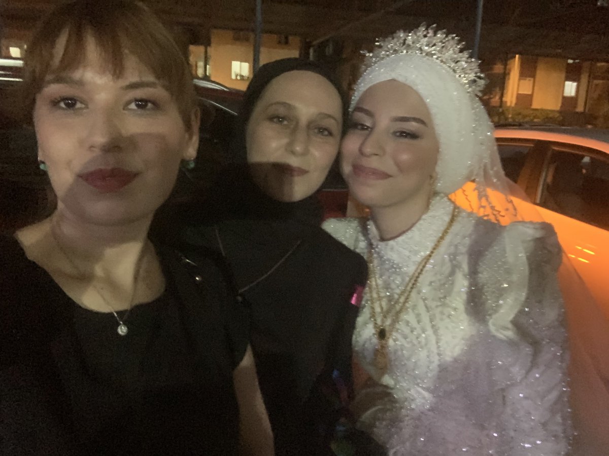 Benim güzelim evlendi çok güzel prenses gibi bir gelin oldu 🤍🤍🥹
<a href="/silaastekinn/">Hazal Sıla🌙</a> <a href="/Serifeenurr_/">Şerife Nur</a>