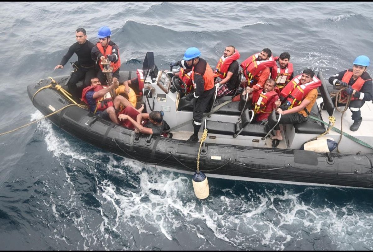 arjun_gj's tweet photo. IT HAS BEEN 6 DAYS Since we had any contact with ETO Dhanajayan
who was on #PrestigeFalcon #OilTanker in #Oman near 25nm #Duqm port!

Kindly Do The Needful &amp; CONFIRM His EXACT LOCATION or Any Update!!
@OMAN_MSC @omanspire @indiannavy @IndiannavyMedia @Indemb_Muscat 
@CMOTamilnadu https://t.co/Ve0ik5ds4S