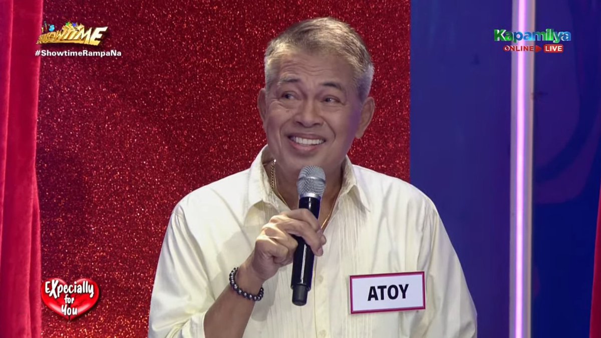 dailyjayvz's tweet image. Ramdam ko yong pagkakasabi ni Tatay Atoy na, "Minahal ko sya ng sobra e, sana nagtira pala ako para sa akin." 🥺😭

#ShowtimeRampaNa #ExpeciallyForYou