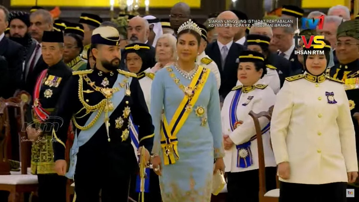 LSzkopinski's tweet photo. As well as the Sultan and Sultana of Perak, Sultan and Sultana of Kedah, Crown Princes and Crown Princesses of Perlis and Johor 📸TV1/TVS https://t.co/ac4qQagCtM
