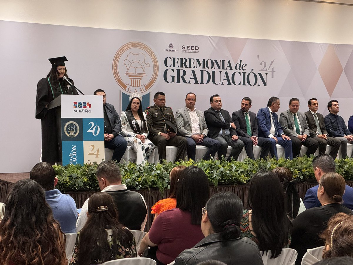 camdurango's tweet photo. Ceremonia de graduación de los egresados de las Licenciaturas en Educación Primaria y Preescolar, además de Maestría en Educación, Campo Intervención Didáctica. https://t.co/BTAsLIFYN6