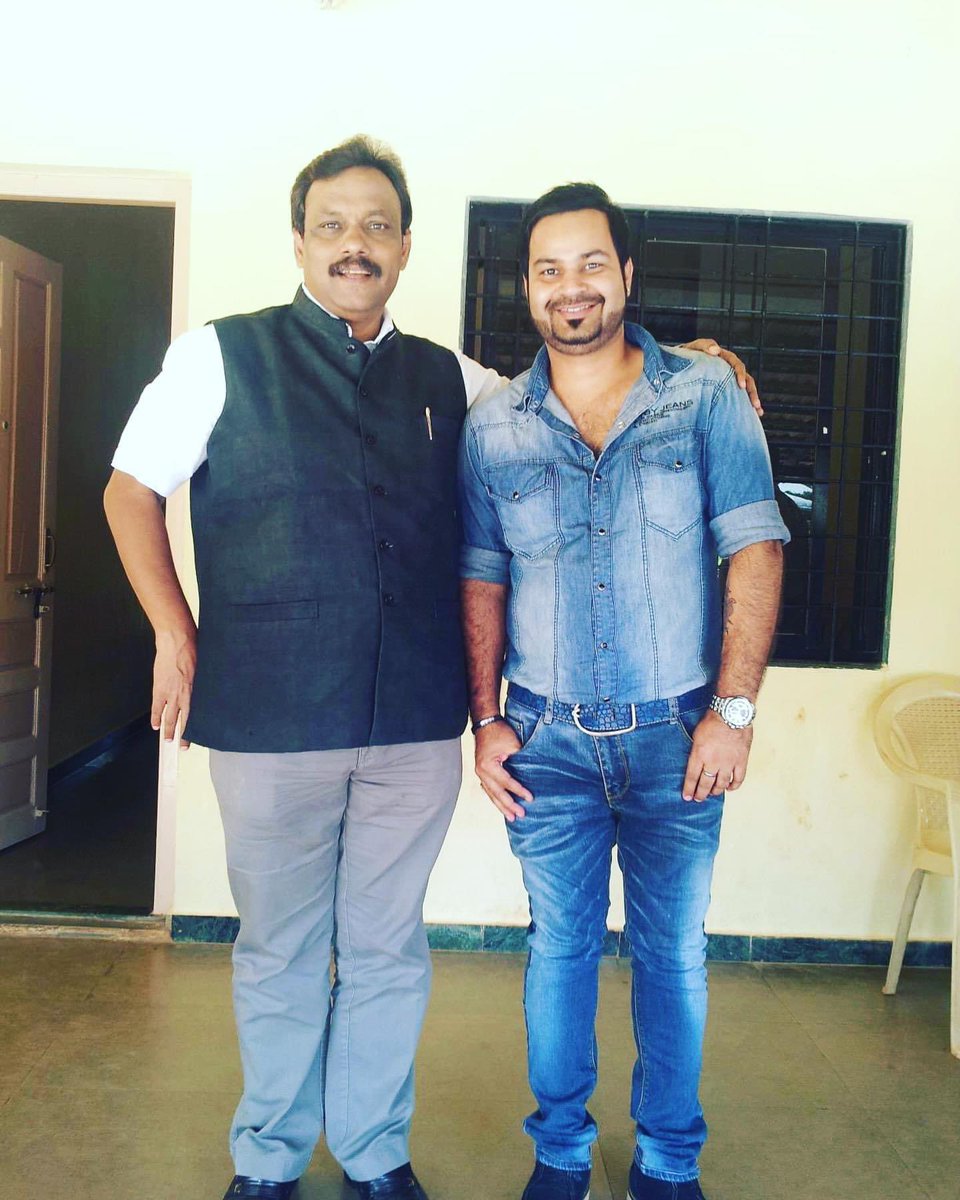 ganeshmpandey's tweet photo. Happiest birthday to National General Secretary @BJP4India Shri @TawdeVinod ji God bless u saheb and all the best for your future endeavours 🎂🎂🎂🎉🎉🎉 https://t.co/T7jz9oiQoI