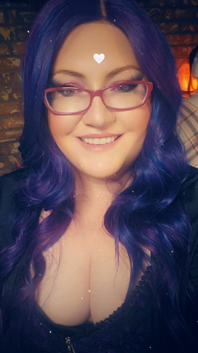 MaiqueTtv's tweet photo. What an epic stream today! Seriously can't thank y'all enough for coming in, being supportive, and chilling with my rambles and story sharing! Hope everyone has a fantastic weekend! 🎉✨ #Grateful #EpicStream #WeekendVibes https://t.co/yeOUVeKUsI