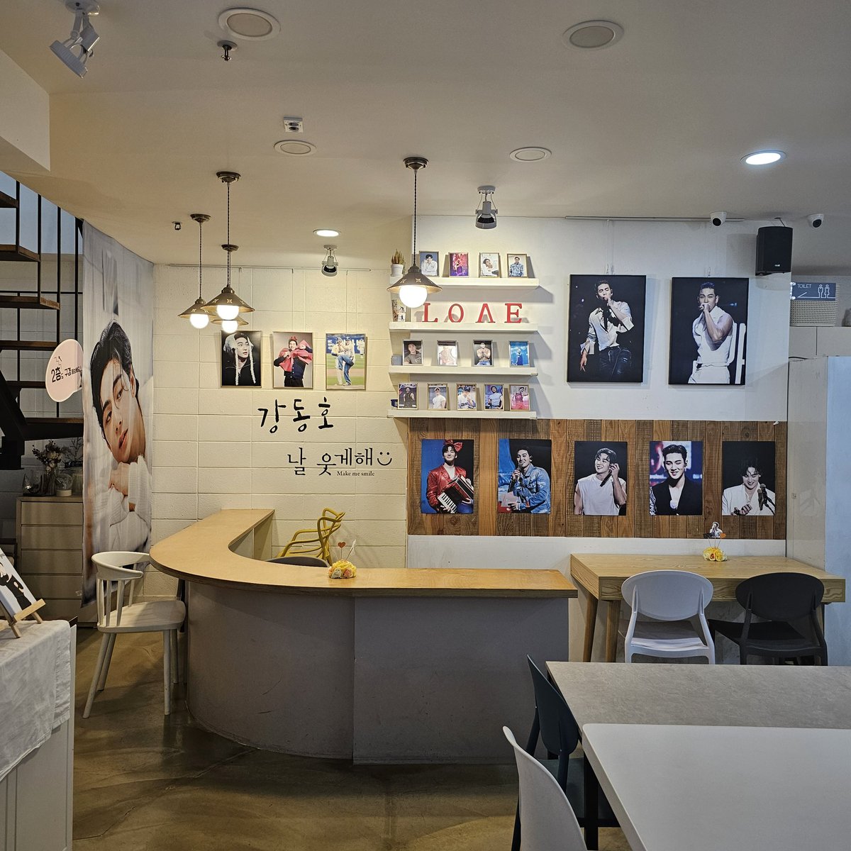 team_baekho's tweet photo. 2024 BAEKHO 𝖡𝗂𝗋𝗍𝗁𝖽𝖺𝗒 𝖼𝖺𝖿𝖾 𝖾𝗏𝖾𝗇𝗍

항상 예쁘게 꾸며주셔서 감사해요!
굳즈도 잘 챙겨갑니다!

#우리가_함께_가는_길에
#특별한_추억_하나_더

#HAPPY_BAEKHO_DAY
#백호 #강동호 #BAEKHO
#KANGDONGHO https://t.co/tUQz9ShMMd