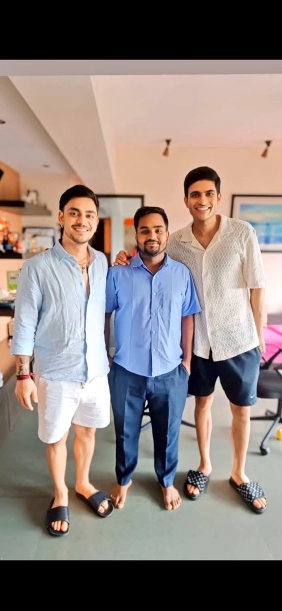 ritsmanes's tweet photo. They served , ate and left no crumbs 🫶🏻😙🦋✨ my babies 🎀🎀
Shippers be like ha pgl hi hu mai ha bhai tum pgl hi ho aur kuch nhi hope this slap was tight enough for you guys lol 
#ishman https://t.co/ESm2jP2dXs