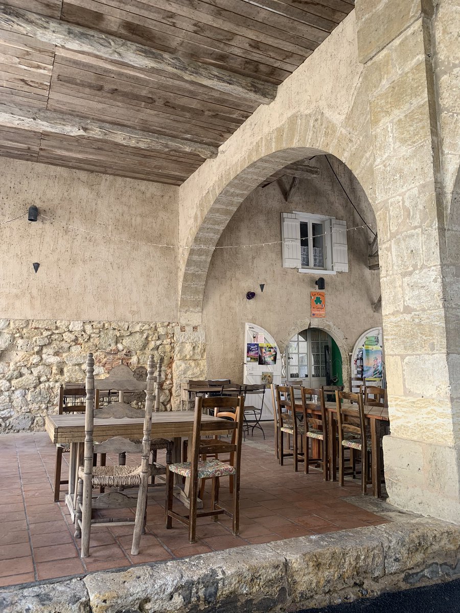 Gers insolite … Au Mas  Bastide nous vous distillons belles adresses &amp; recommandations sélectionnées.