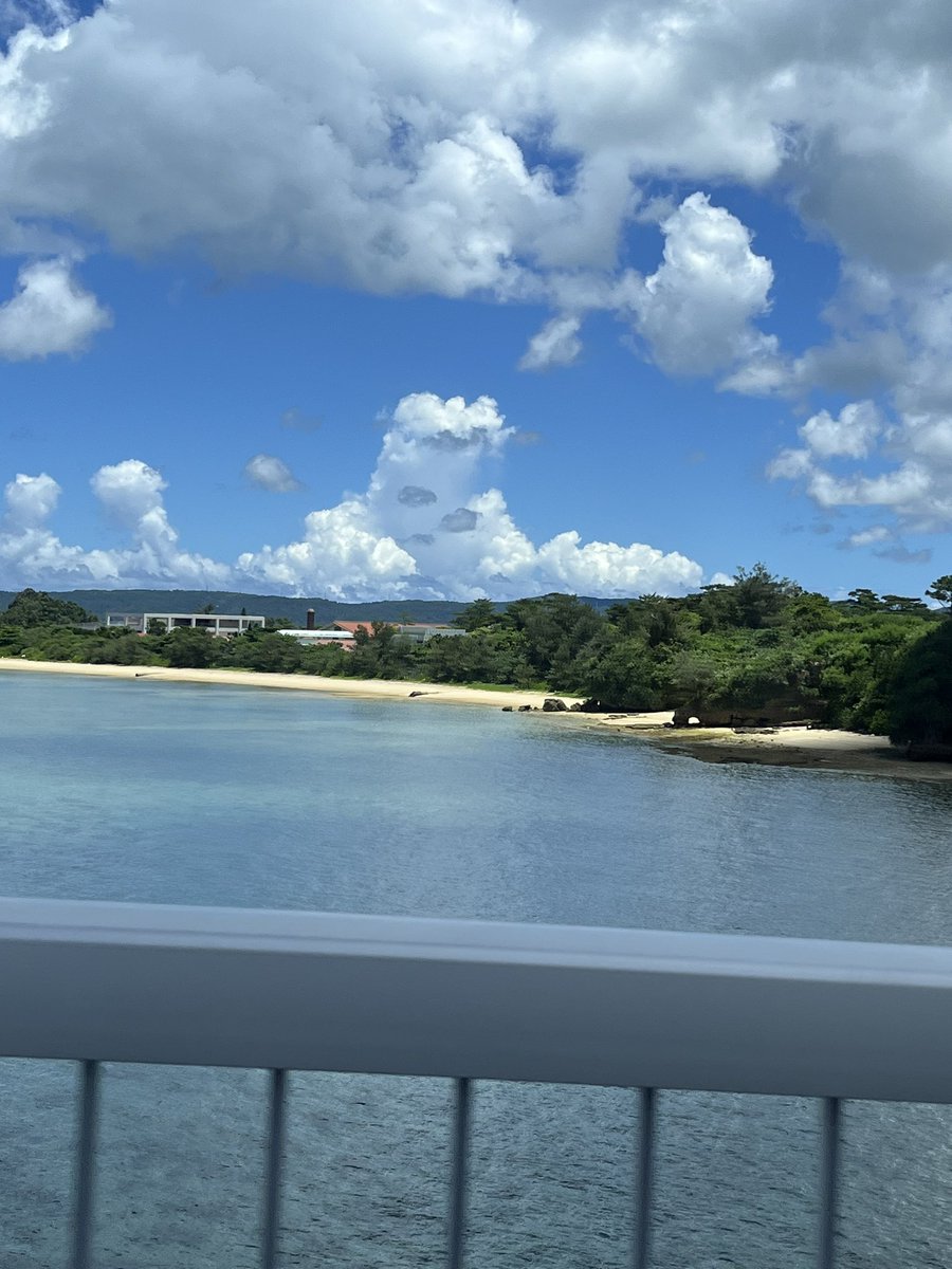ririchiyo1007's tweet photo. 古宇利島→瀬底ビーチ⛱️へ https://t.co/j1Sqn3sRDj