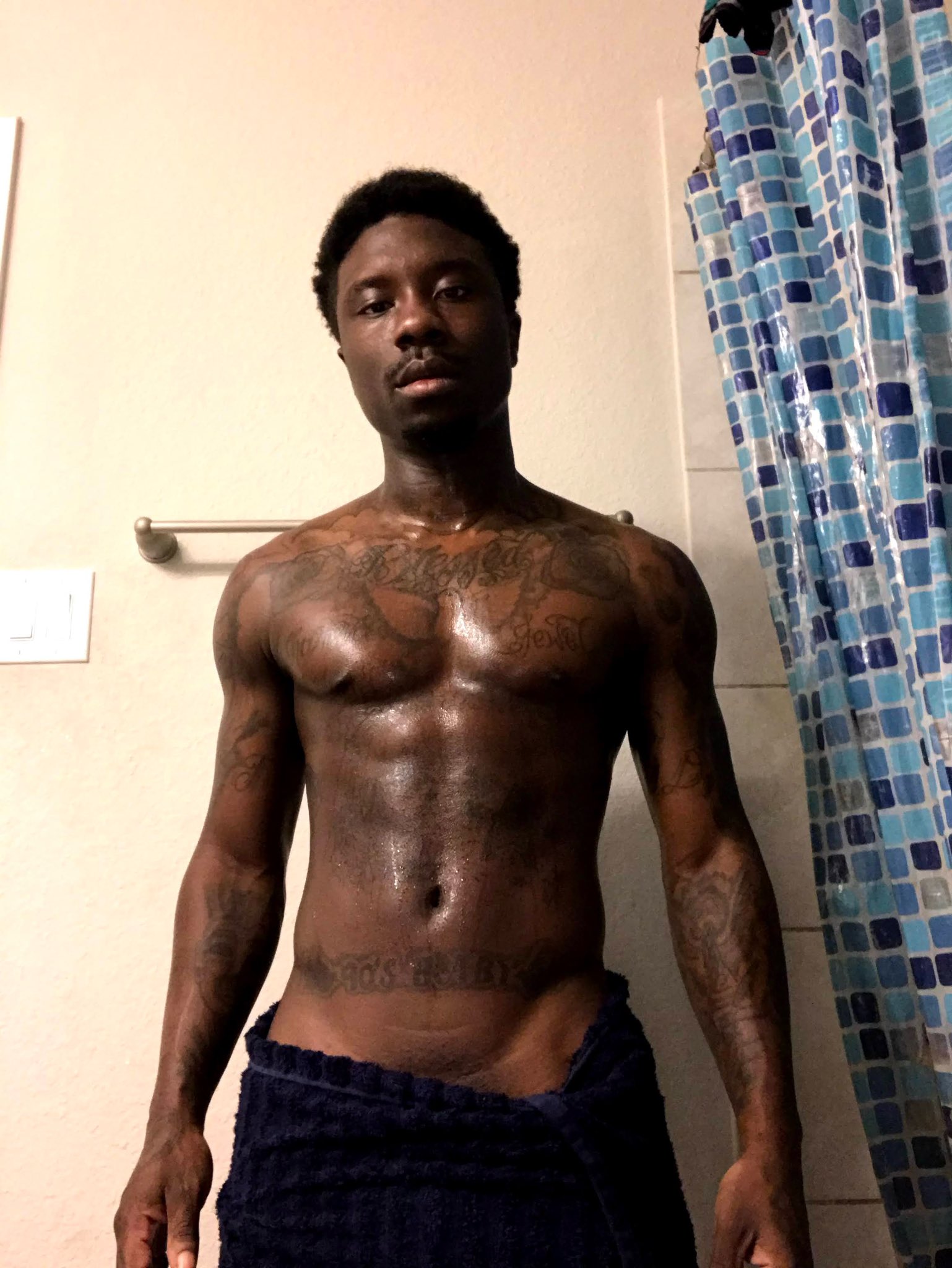 I WANT SOME SLOPPY ASS HEAD‼️👅🍆💦 https://t.co/8fLQyV5EBG