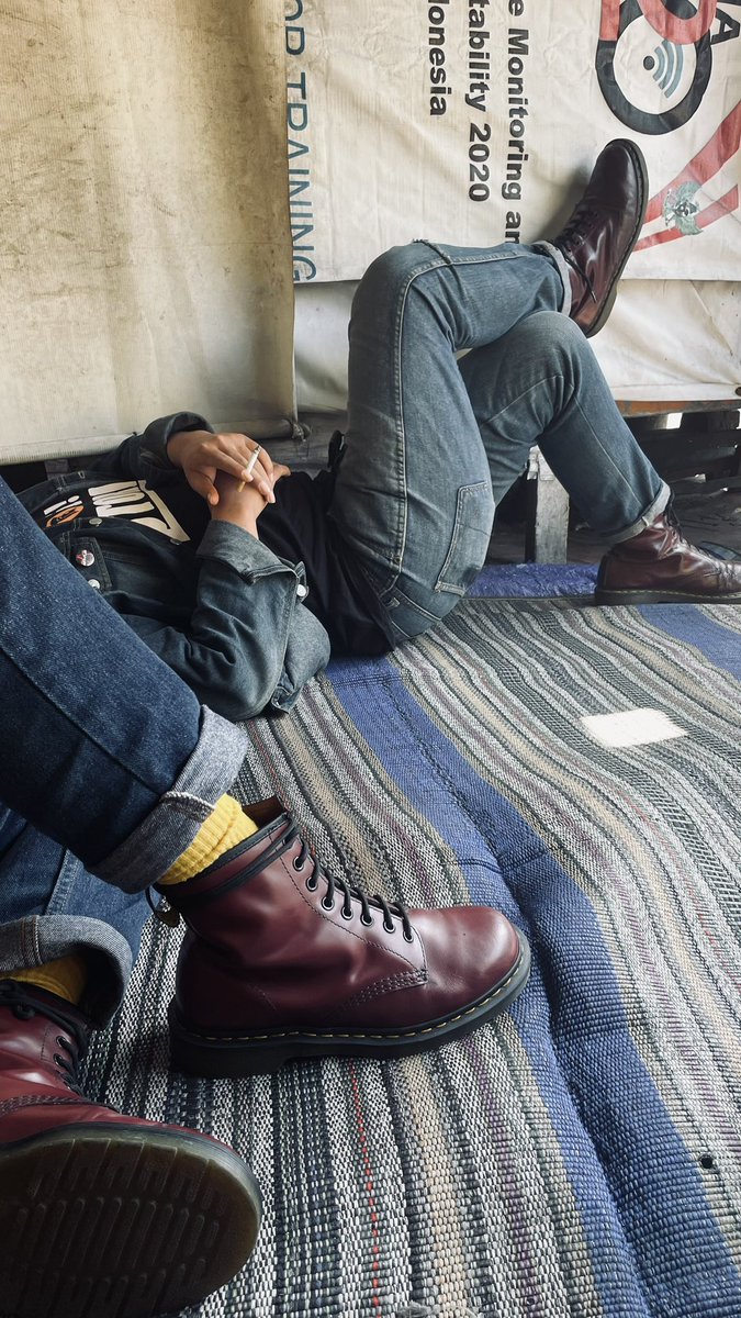 Go wax your boots and keep it chill. Get ready for tonight's stomp, lads!👞🦶🏻#NjathilDay