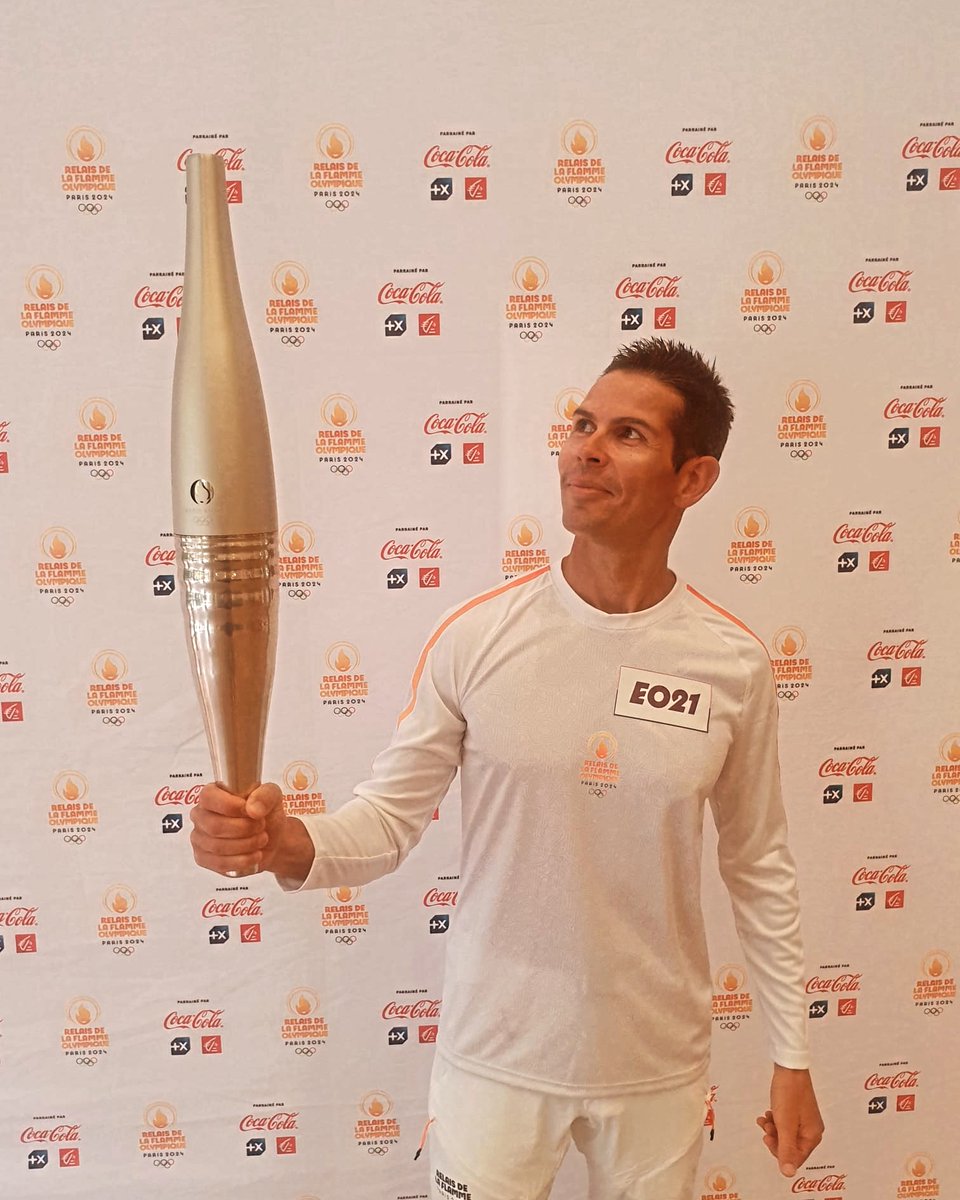 mansanna78's tweet image. Quelle fierté &amp;amp; honneur d'avoir pu porter #FlammeOlympique 🔥
Merci @Clay8882 à l'initiative de ma candidature 🙏
@VilleCormeilles @valparisis @valdoise @iledefrance @jeuxolympiques @Sports_gouv @Paris2024
@le_Parisien @acversailles
@unss @unss_versailles
@UnssYvelines
#profeps