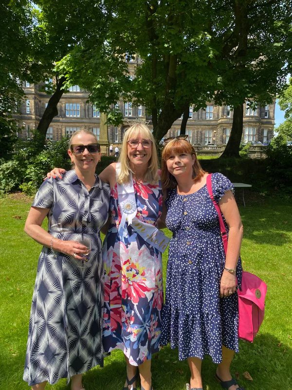 End of an era! Mrs Schofield retires after 33 years at Crossley Heath. Lots of happy memories!