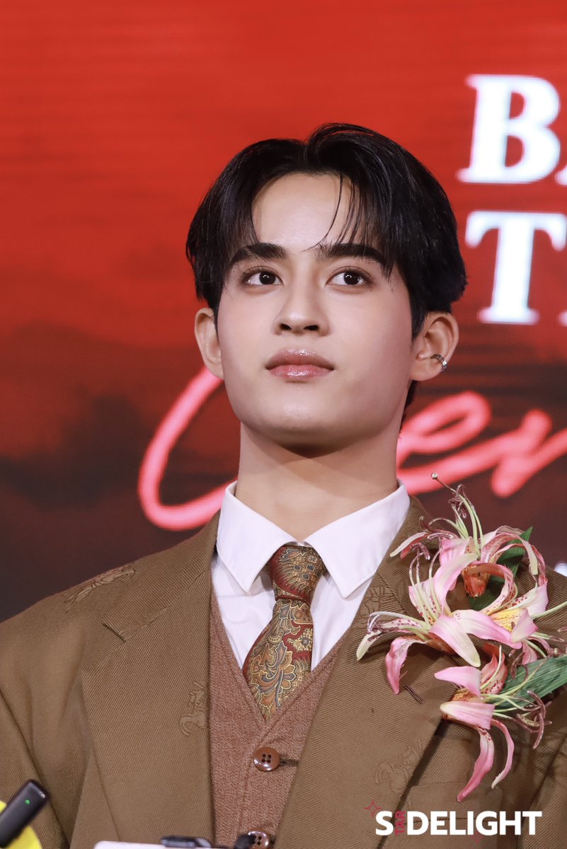 StarDelight_ent's tweet photo. ช่วงสัมภาษณ์ "บาร์โค้ด-ตฤณสิษฐ์" ในงาน Barcode Tinnasit Generator Fan Meeting 2024

#barcodetin #unit #บาร์โค้ด 
#CountdownBCFMinbkk
#BCGeneretorFMinbkk https://t.co/PZqKYqQ3DJ