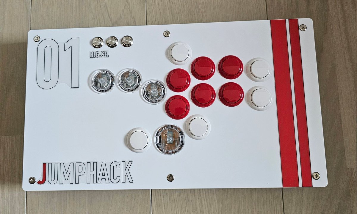 nsnk_western's tweet photo. Flexigear(@TonyJP2021)さんの新しいボタンを手に入れたので、Jumphack01の移動ボタンに使用してみました。
色々なボタンに対応出来ることがJumphack01とJumphack03との大きな特徴の違いだと思います。
#PR
#Jumphack
#Flexigear
#碧井工房 https://t.co/sDWoufQvHL