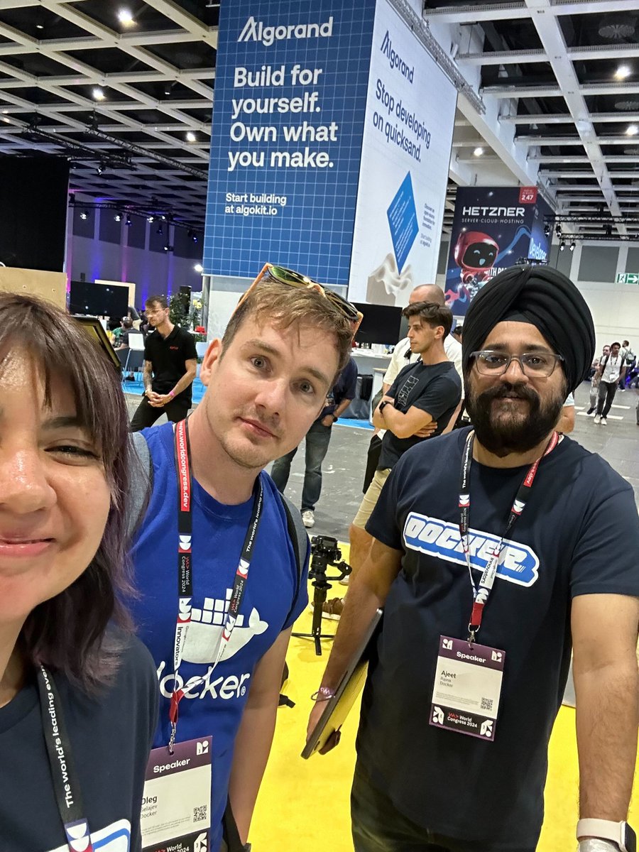ajeetsraina's tweet image. Spreading Docker love is the best part of my job!  

Huge shoutout to the amazing @eeveeta &amp;amp; @shelajev for rocking those talks &amp;amp; making memories. Feeling blessed to be part of such a stellar DevRel team at @Docker. #DockerLove #DevRelLife #Grateful