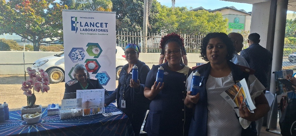 LancetLab_ZA's tweet photo. Lancet Lab @ Netcare Umhlanga Hospital, Durban, KZN. Wellness day, point of care testing provided to the community.
#LancetLabCares
#LancetLabSiyakhathala
#LancetLabGeeOm
#LancetLabReaKgathala
#LancetLabSiyaninakekela
#KeyToDiagnosticExcellence https://t.co/eTd1PswWnw