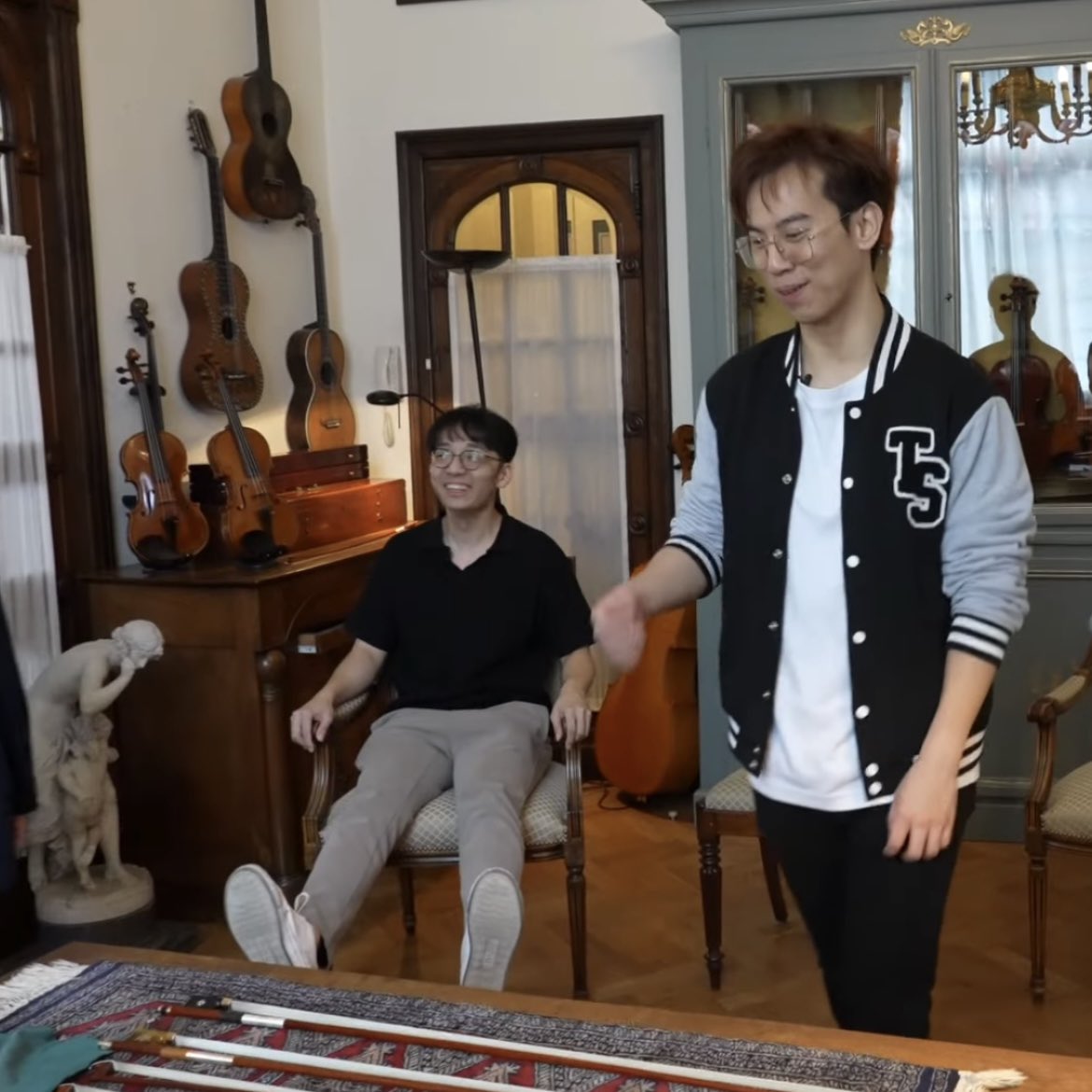 yuuchi_dc's tweet photo. 🧋🧋🧋

#twosetviolin https://t.co/WdT0KALsvh