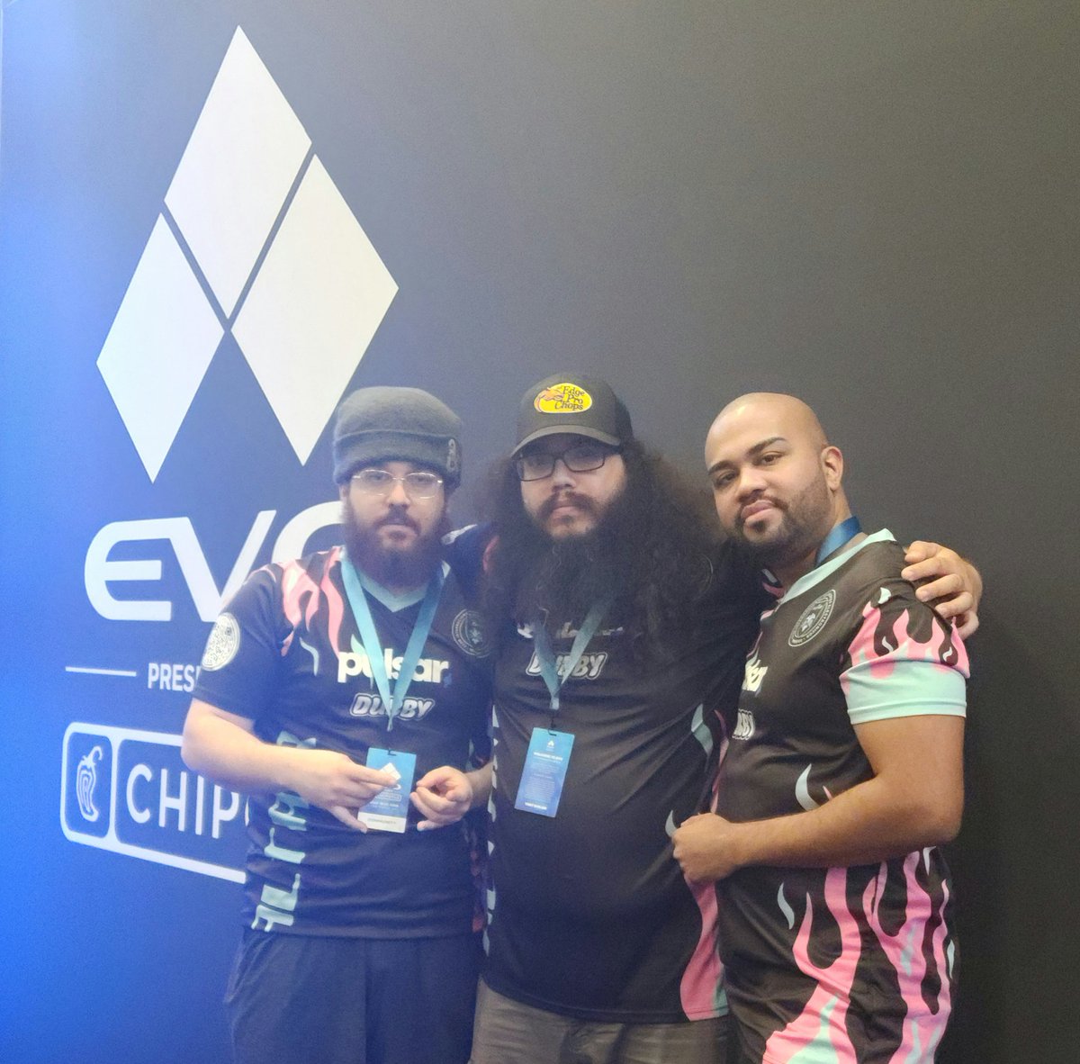 Day 1 Complete At <a href="/Evo/">Evo</a>!

@ALT_KidFrost_ makes it out at winners side!

<a href="/TheSimpleTricks/">REZ | SimpleTricks</a> makes it out at winners side!

Manager: A.B.Y [yes he also made out winners side ;)] 

Here's to another great day Saturday Las Vegas! 🦅💙

 #EVO2024 #fgc #esports #streetfighter6