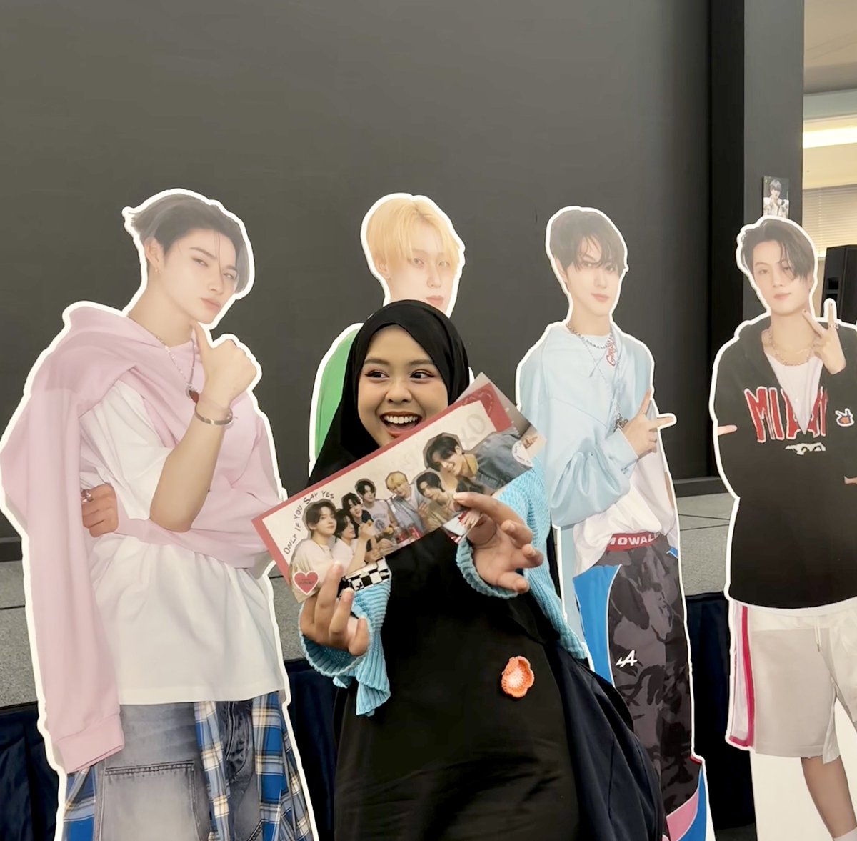 rockersunoo's tweet photo. for the hype and enhypen! 

#RomanceUntoldInKL 
#SUNOOStation @BELIFTLAB @ENHYPEN #ENHYPEN @ENHYPENMalaysia @entityofficials @sunoostation https://t.co/PgiNJJrVdd